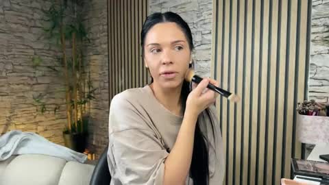 NATTY FIERROS online show from December 19, 6:37 pm