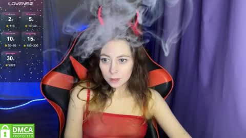 natural_babe666 online show from November 9, 8:18 pm