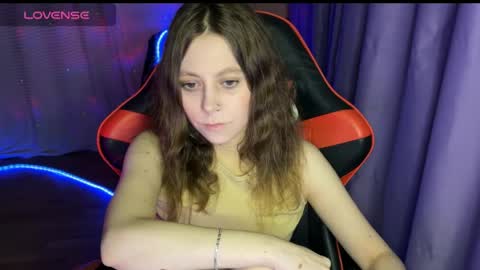 natural_babe666 online show from May 19, 8:15 pm