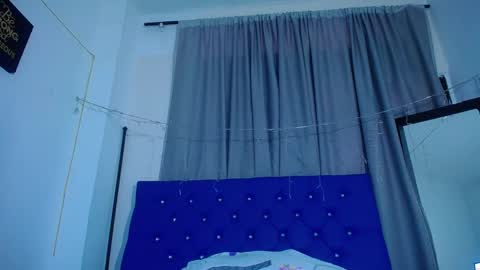  Annie  online show from May 13, 11:18 am