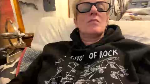 naturalbornsinfull online show from November 1, 1:24 pm