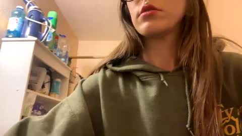 Snapshot of naturebabe666 chatting on January 1, 9:28 am naturebabe666 online show from January 1, 9:28 am