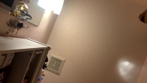 Snapshot of naturebabe666 chatting on March 31, 7:53 am naturebabe666 online show from March 31, 7:53 am