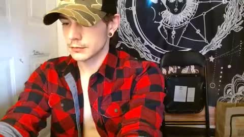 Snapshot of naturesbest951 chatting on March 11, 7:25 pm NATURESBEST online show from March 11, 7:25 pm