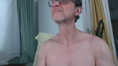 naturista25 online show from May 25, 6:25 pm
