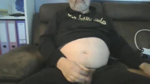 naturistmale45 online show from January 7, 2:19 pm