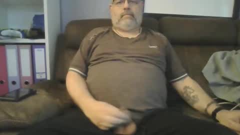 naturistmale45 online show from January 17, 10:44 am