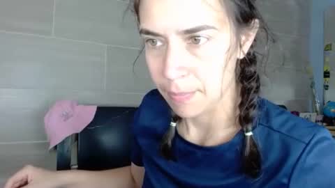 Snapshot of natutalcorps chatting on February 1, 5:11 pm natutalcorps online show from February 1, 5:11 pm