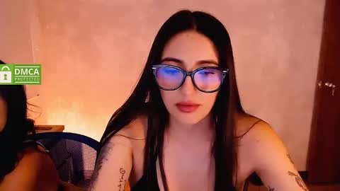 Snapshot of natval_ chatting on February 4, 8:06 pm Natalia Valeria online show from February 4, 8:06 pm
