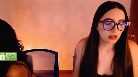 Snapshot of natval_ chatting on February 6, 8:13 pm Natalia Valeria online show from February 6, 8:13 pm