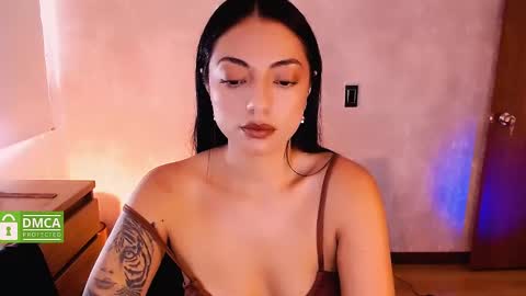 Snapshot of natval_ chatting on February 8, 2:05 pm Natalia Valeria online show from February 8, 2:05 pm
