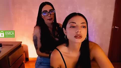 Snapshot of natval_ chatting on February 9, 11:25 am Natalia Valeria online show from February 9, 11:25 am
