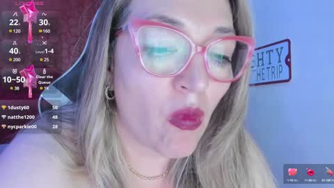 Snapshot of naty__mature_ chatting on January 9, 12:35 am Nataly online show from January 9, 12:35 am