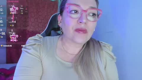 Snapshot of naty__mature_ chatting on January 12, 7:11 am Nataly online show from January 12, 7:11 am