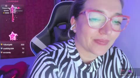 Snapshot of naty__mature_ chatting on January 23, 2:23 am Nataly online show from January 23, 2:23 am