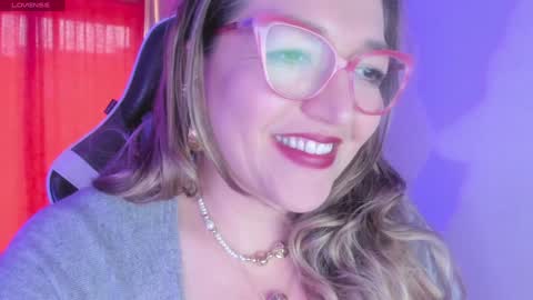 Snapshot of naty__mature_ chatting on February 3, 10:21 pm Nataly online show from February 3, 10:21 pm