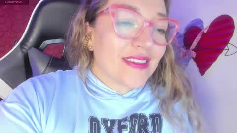 Snapshot of naty__mature_ chatting on February 17, 12:32 am Nataly online show from February 17, 12:32 am