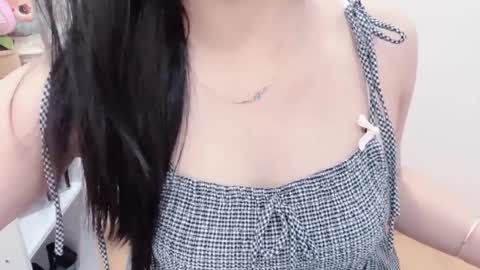 Kiki online show from April 6, 2:09 am