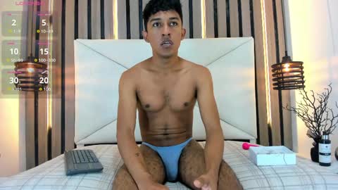natzuki_ online show from April 29, 12:20 pm