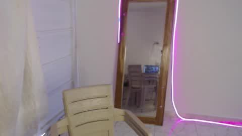 Snapshot of natzumi_mcqueen chatting on March 25, 4:24 pm Stella Mcqueen online show from March 25, 4:24 pm