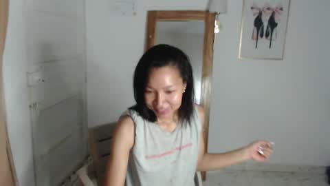 Stella Mcqueen online show from April 27, 9:51 am