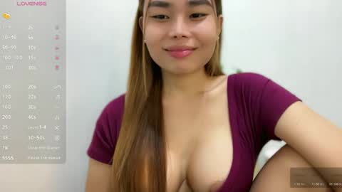 Snapshot of natzumiee_ chatting on March 20, 5:29 pm Shuvee Keiko Half Japanese Half Pinay online show from March 20, 5:29 pm