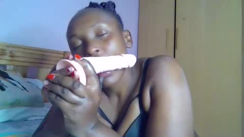 naughtnightnurse1 online show from October 10, 7:07 am