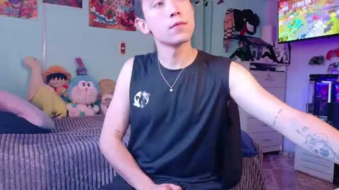 Snapshot of naughty__chris chatting on May 9, 2:33 pm Christopher Chris online show from May 9, 2:33 pm