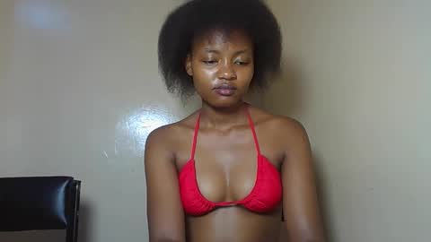 naughty_aura online show from February 6, 8:18 am