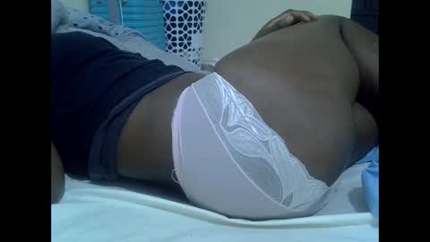 Snapshot of naughty_baddie5 chatting on November 20, 1:33 pm candy online show from November 20, 1:33 pm