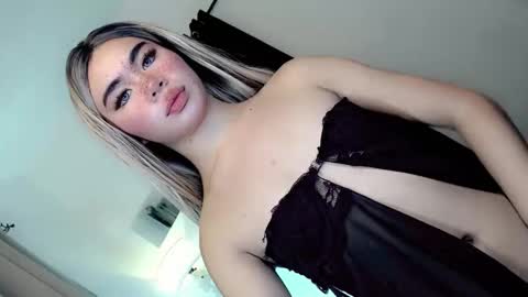 Snapshot of naughty_celestina chatting on November 26, 12:28 pm GODDESS CELESTINA online show from November 26, 12:28 pm