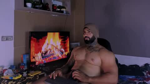 Snapshot of naughty_dominant chatting on December 8, 11:51 pm Miller online show from December 8, 11:51 pm