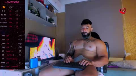 Snapshot of naughty_dominant chatting on December 17, 3:49 pm Miller online show from December 17, 3:49 pm