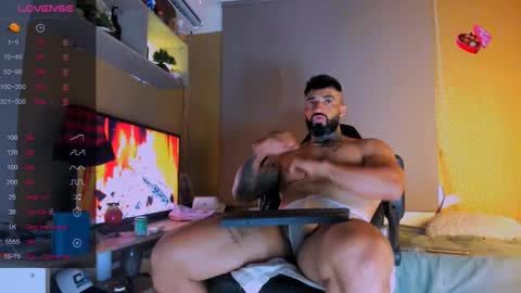 Snapshot of naughty_dominant chatting on December 18, 5:31 pm Miller online show from December 18, 5:31 pm