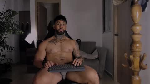 Snapshot of naughty_dominant chatting on February 27, 8:06 am Miller online show from February 27, 8:06 am