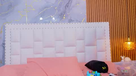 Snapshot of naughty_ebonyy chatting on September 24, 2:59 am SASHA  online show from September 24, 2:59 am