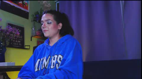 Snapshot of naughty_em_17 chatting on March 27, 4:51 am Em please help me reach 100 thumbs up 3 online show from March 27, 4:51 am