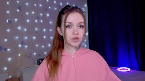 Snapshot of naughty_mablee chatting on February 15, 7:51 am Mable online show from February 15, 7:51 am