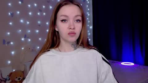 Snapshot of naughty_mablee chatting on February 17, 1:24 am Mable online show from February 17, 1:24 am