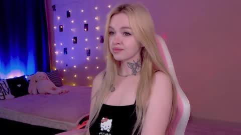 Mable online show from May 15, 1:01 am
