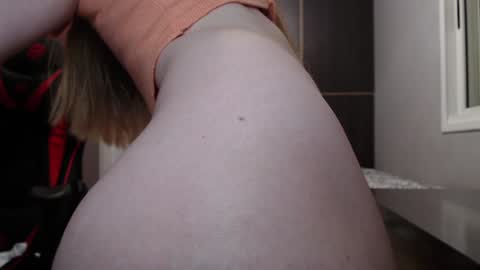 Ann online show from January 1, 10:43 am