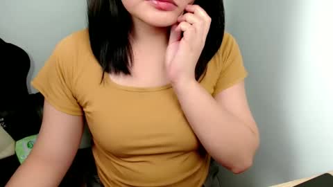 naughty_riez online show from February 11, 8:19 am