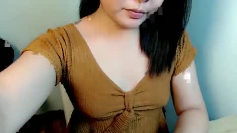 naughty_riez online show from February 12, 11:49 am