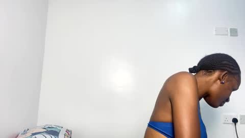 Snapshot of naughty_rue chatting on May 26, 12:45 pm Naughty rueindependent model online show from May 26, 12:45 pm