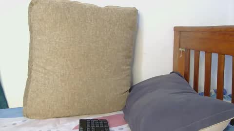 naughty_shaz online show from March 29, 11:49 pm