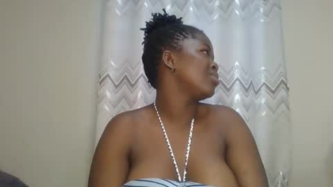 Snapshot of naughty_sluttygal chatting on September 20, 10:05 am Lydiah online show from September 20, 10:05 am