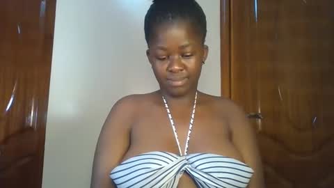 Snapshot of naughty_sluttygal chatting on September 20, 10:11 pm Lydiah online show from September 20, 10:11 pm