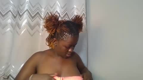 Snapshot of naughty_sluttygal chatting on September 23, 6:55 pm Lydiah online show from September 23, 6:55 pm