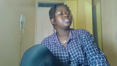 Snapshot of naughty_sluttygal chatting on October 5, 3:54 pm Lydiah online show from October 5, 3:54 pm