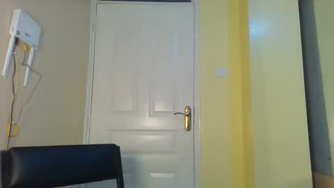 Snapshot of naughty_sluttygal chatting on October 15, 8:53 pm Lydiah online show from October 15, 8:53 pm